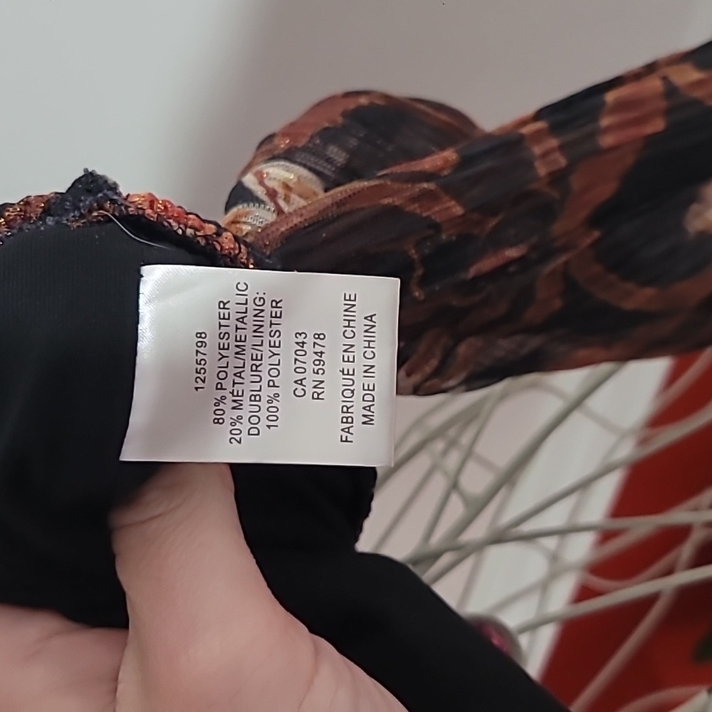 Joie Black/Rust Print Elastic Waist Sheer Sleeve Top Size XL - Picture 6 of 6